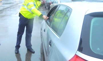 Prins la volan fără permis